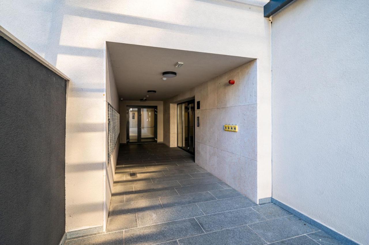 Gorgeous Dubrovnik Sea View Apartment With Free Parking Exterior photo